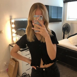 Fest topp  - En topp som funkar till både vardags och fest, den får lika bra att klä upp och ner. Använd max 5 gånger 🥰😊👌🏼