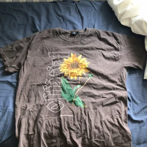 Boohooman T shirt - Skriv för mer info, storlek M