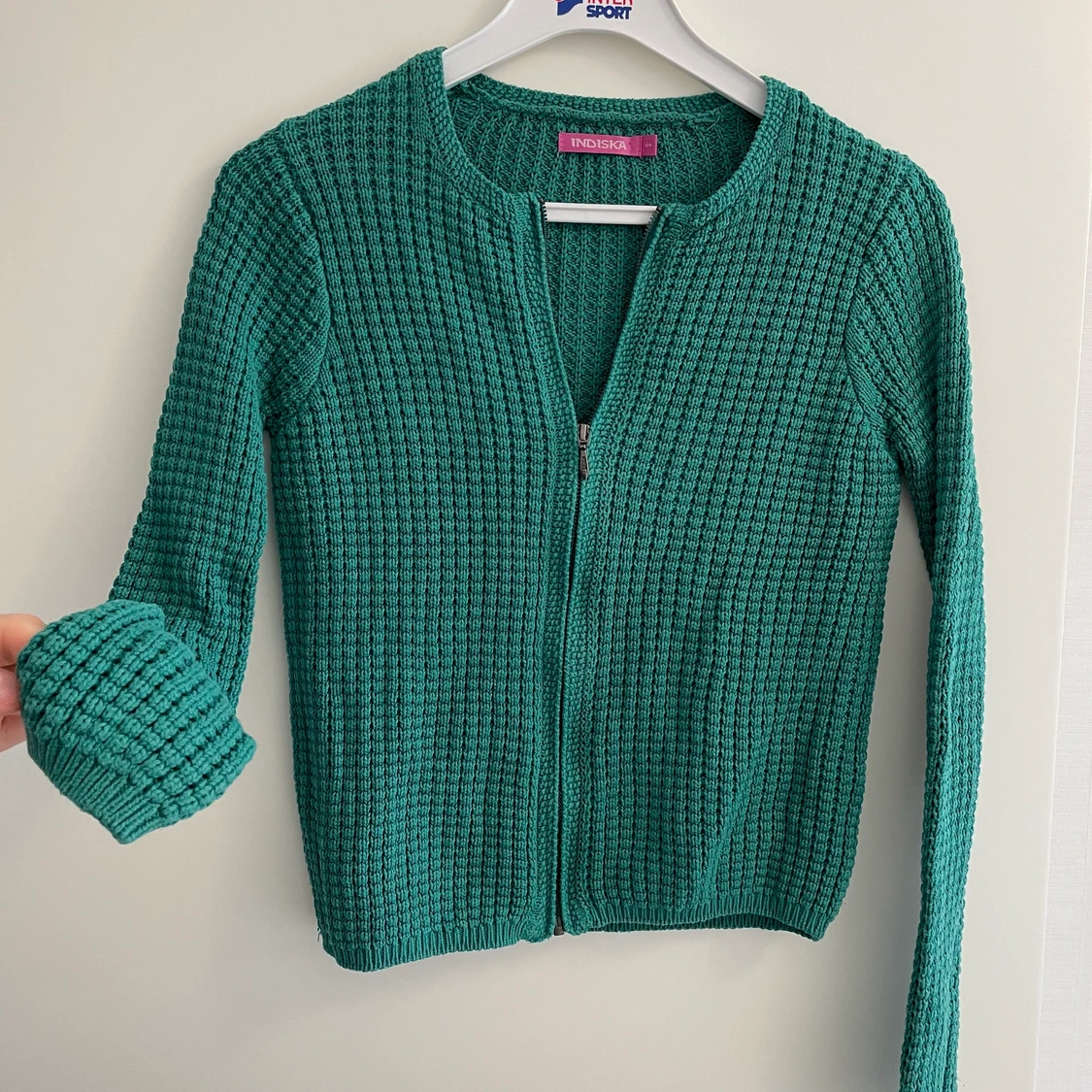 Grön zip kofta storlek S