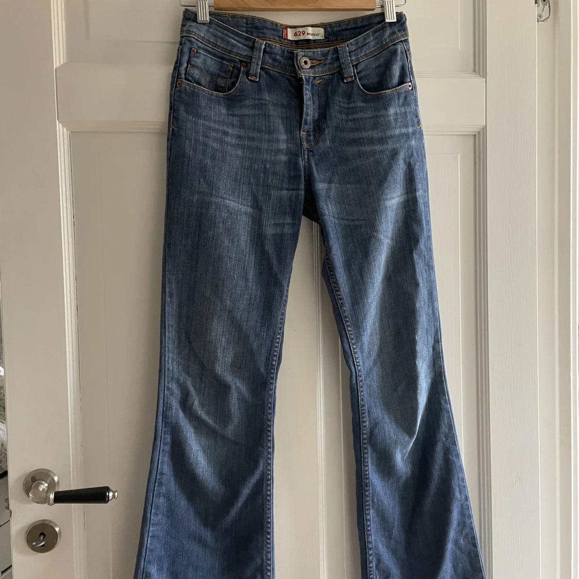 Levis, bootcut jeans - 90