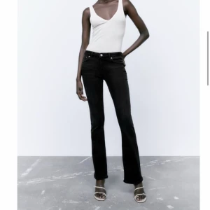 Jeans - Super fina jeans från zara använda några gånger men super fint skick säljer då dom är lite för korta på mig