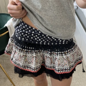 Kjol!  - Så snygg och unik kjol!!!