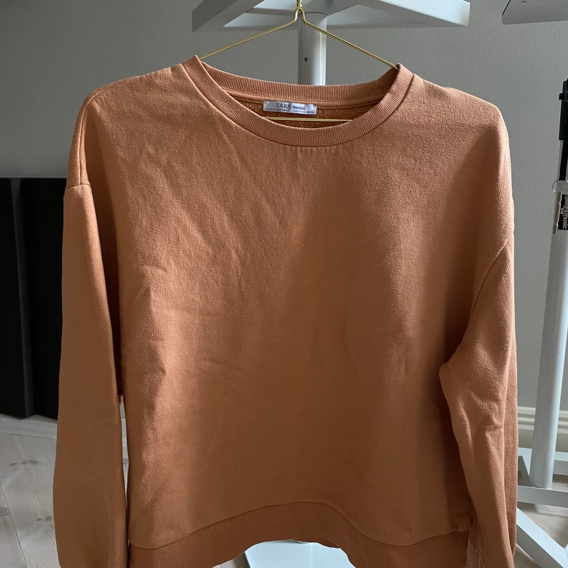 Zara tröja