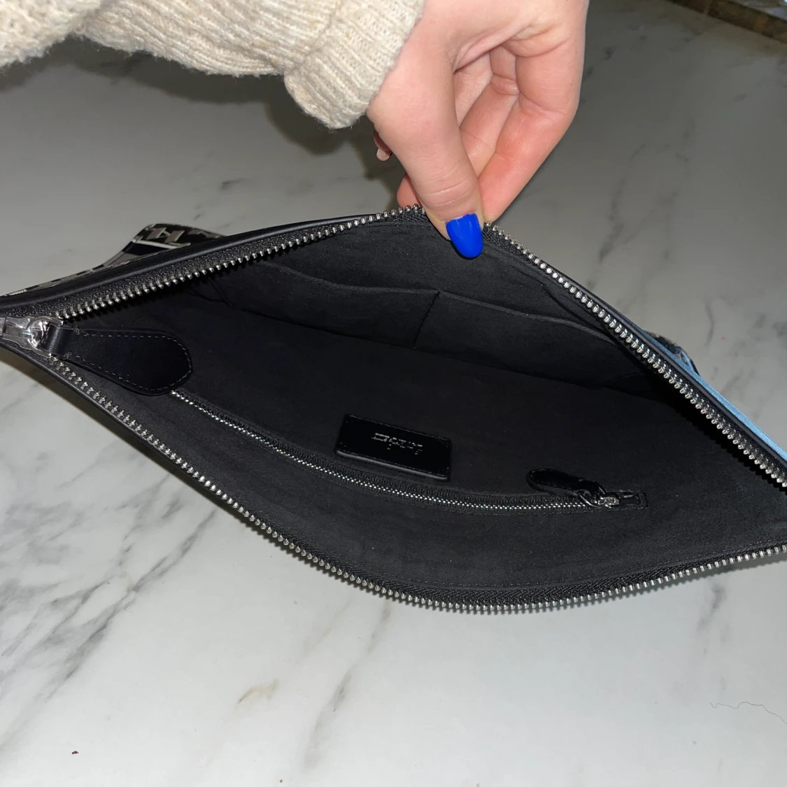 Karl Lagerfeld cloutch - 91