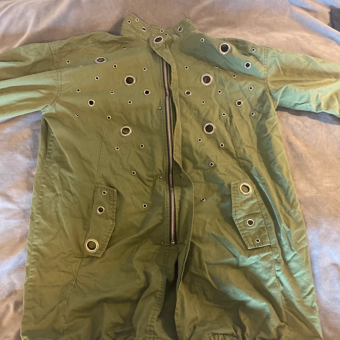 Oversized Zip up indie