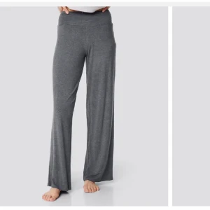 Mjukisbyxor - Helt oanvända mjukisar från Cubus i strl S, köpte fel storlek tyvärr 