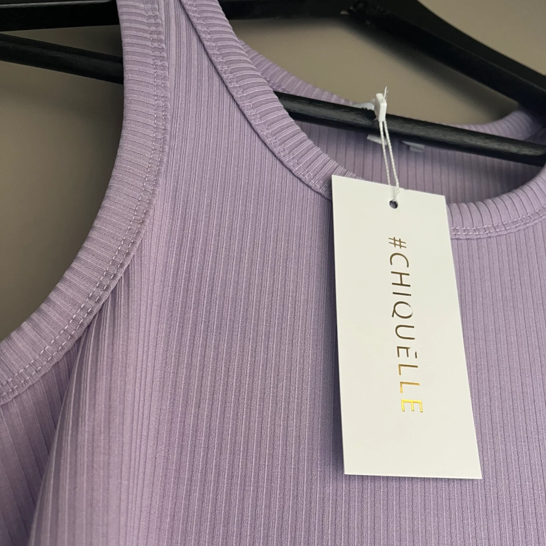 Lila ribbad klänning Ciquelle - 90