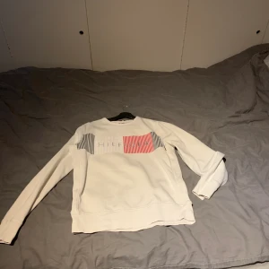 Tommy hilfiger sweatshirt  - Tommy hilfiger sweatshirt/Hoodie storlek m