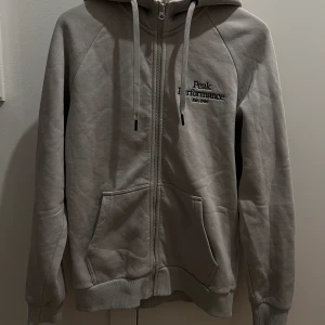 Peak Performance Ziper - Använd endast 1 gång pga för stor för mig 