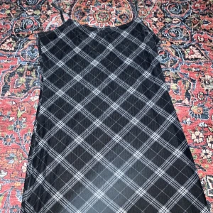 söt klänning - söt klänning ifrån hm.