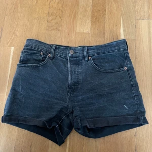 Shorts  - Storlek L, använda ca 5 gånger