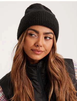 Nelly mössa - Nyköpt aldrig testad eller använd! Köptes för några dagar sedan