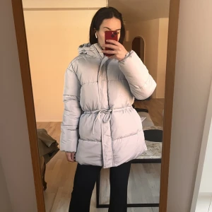 Jacka 120kr - Aldrig använt