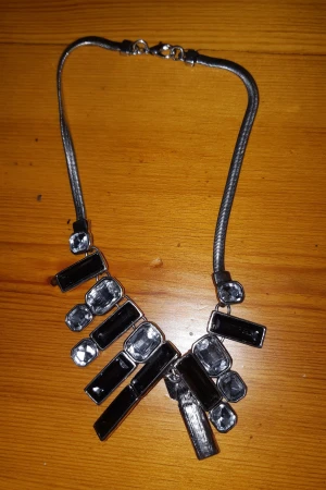 Halsband - Ord 199.fr åhlens