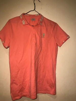 Skjorta  - PRIS KAN DISKUTERAS 