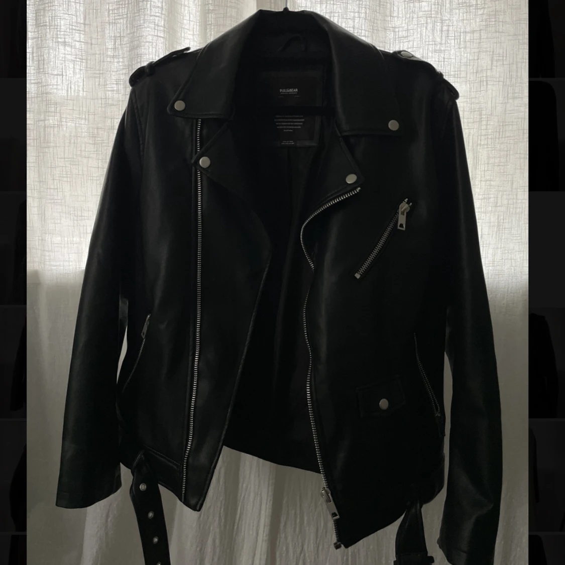 Stor Skinnjacka Pull&Bear