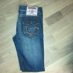 True religion jeans - Dm om ni har frågor.