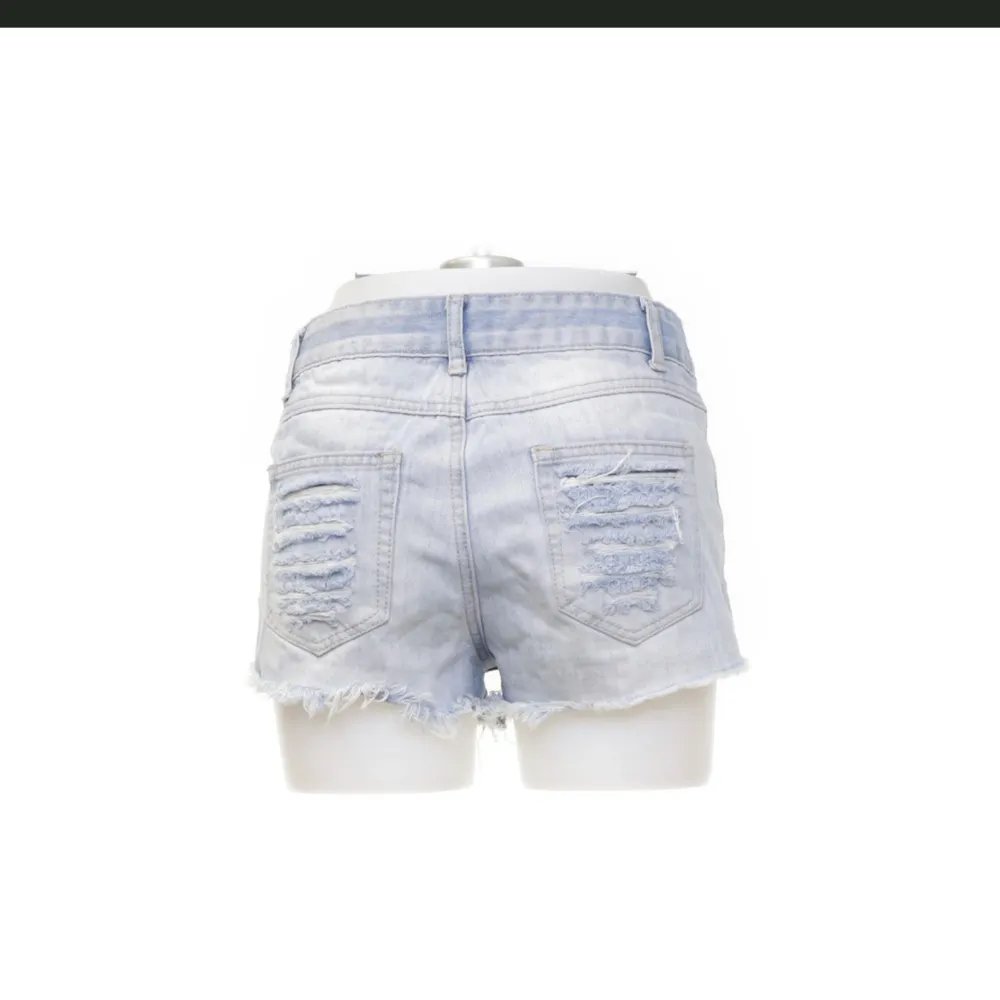 Skit coola ripped jeans shorts !. Shorts.