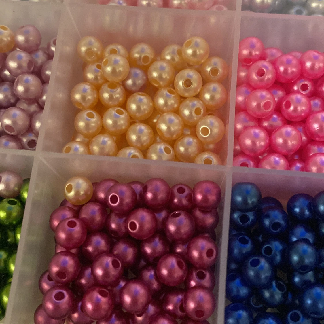 Pärlor olika färger  - 1