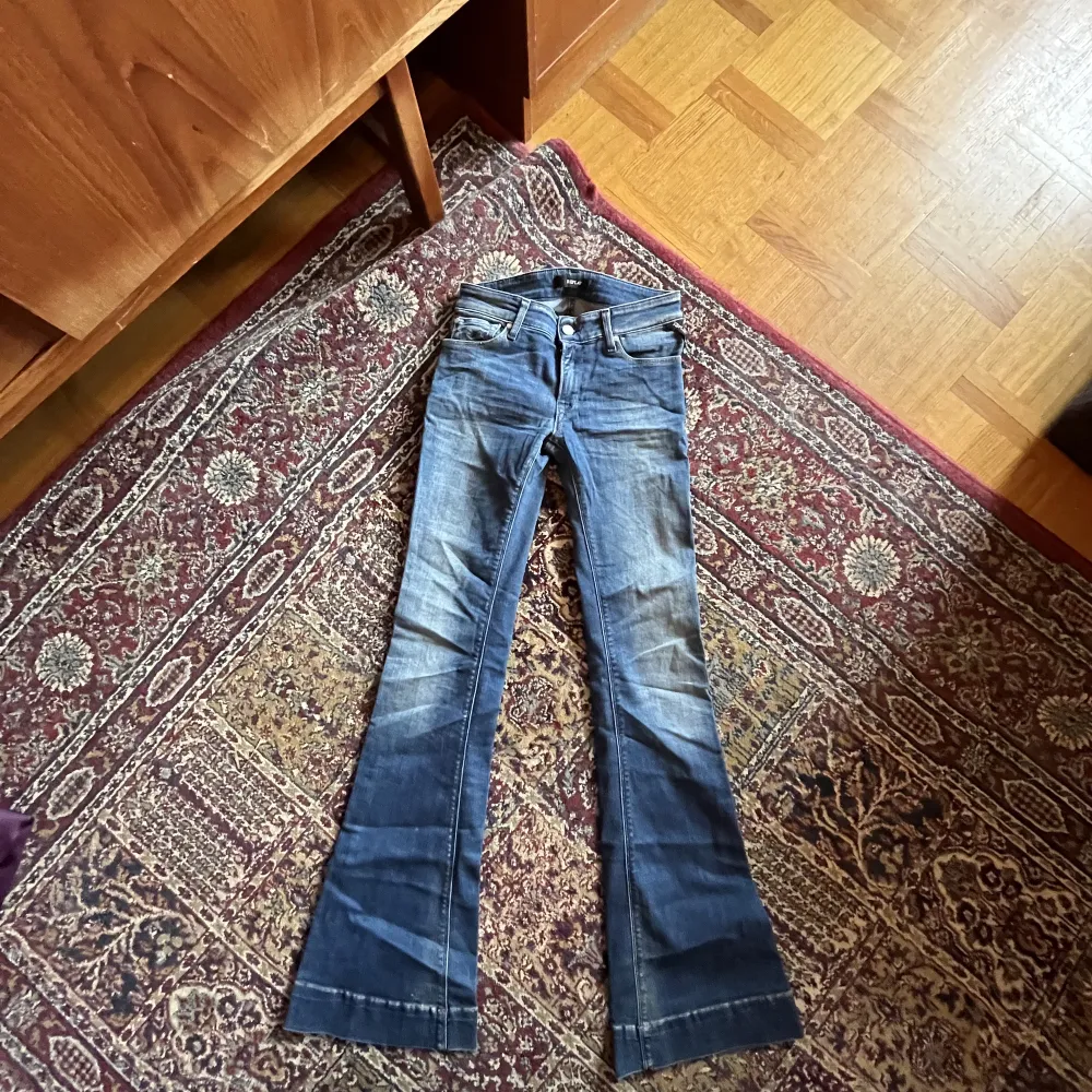 Som nya aldrig använt pgr av att dom var för små.. Jeans & Byxor.