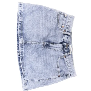 Jeanskjol  - Kjol utan defekter, alldrig använd perfekt till sommaren 