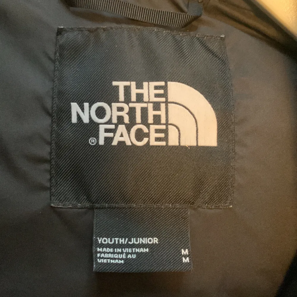 Northface puffer jacka säljer för att den inte längre passar!. (Junior storlek). Jackor.