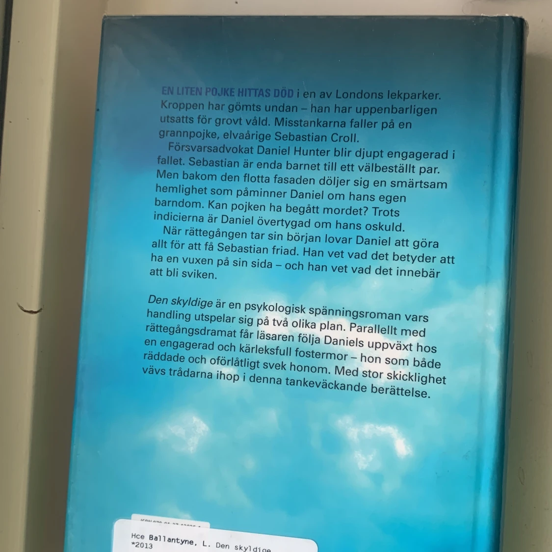 Bok ”Den Skyldige Lisa Ballantyne”  - 90