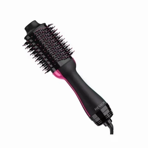 Revlon värmluftsborste - Säljer min varmluftsborste då den inte används något. Fungerar toppen, precis som ny💕💕