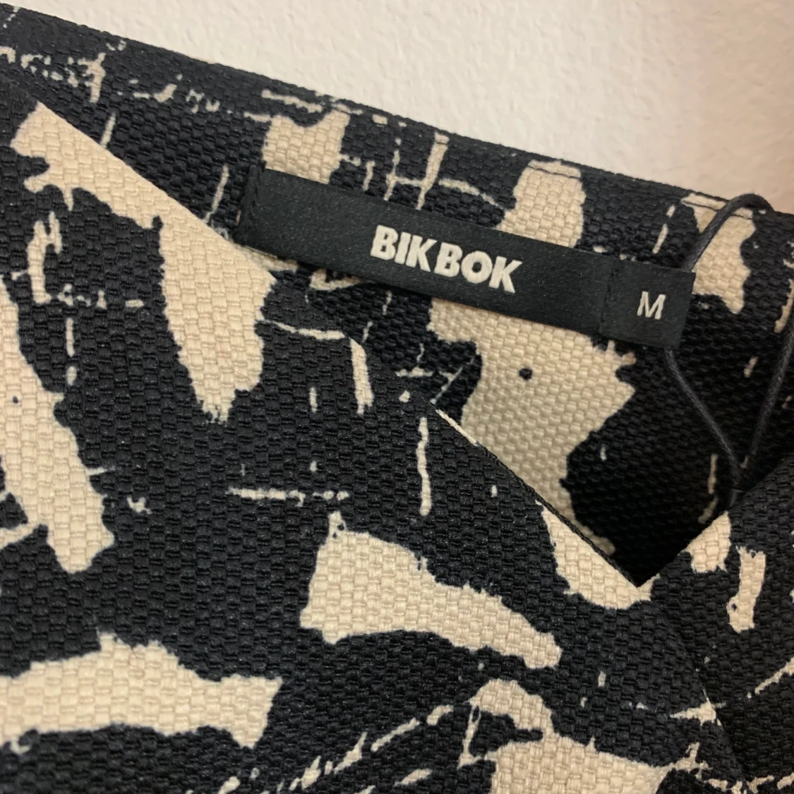 Topp från BIKBOK storlek M  - 90