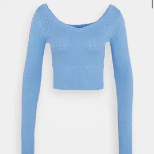 En superfin somrig tröja som aldrig kommer till användning. Köptför 379kr på zalando men är ifrån märket Glamorous. Endast använd en gång💕💕
