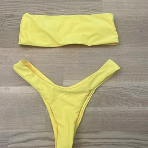 Bikinis - Säljer dessa 3 bikinis från shein då de tyvärr inte passade. Har endast provat och de är tvättade efter det. 50kr för en bikini eller 100kr för alla! Alla är i storlek S. Köparen står för frakten.