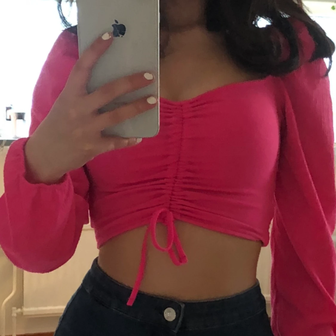 Säljer både toppen och byxan för 60 kr, annars blir 40 kr styck! - 90