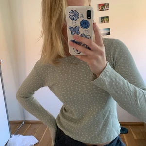 Tröja från Brandy - Så söt tröja från brandy Melville!🤍