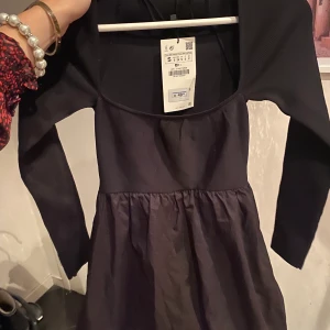 Zara klänning - Helt ny zara klänning