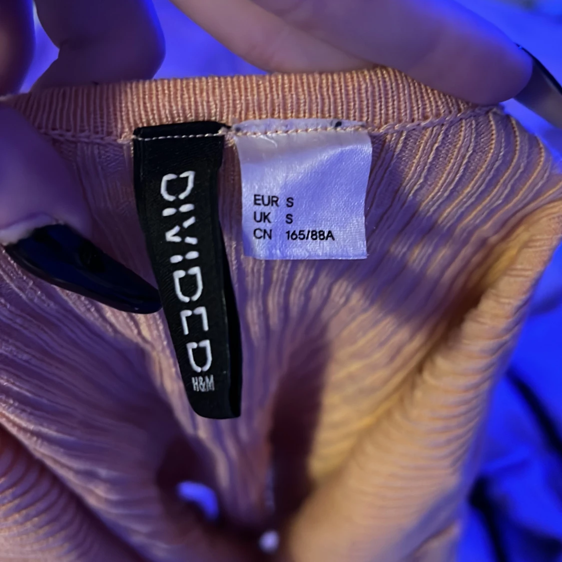 Pech färgad topp från hm - 91