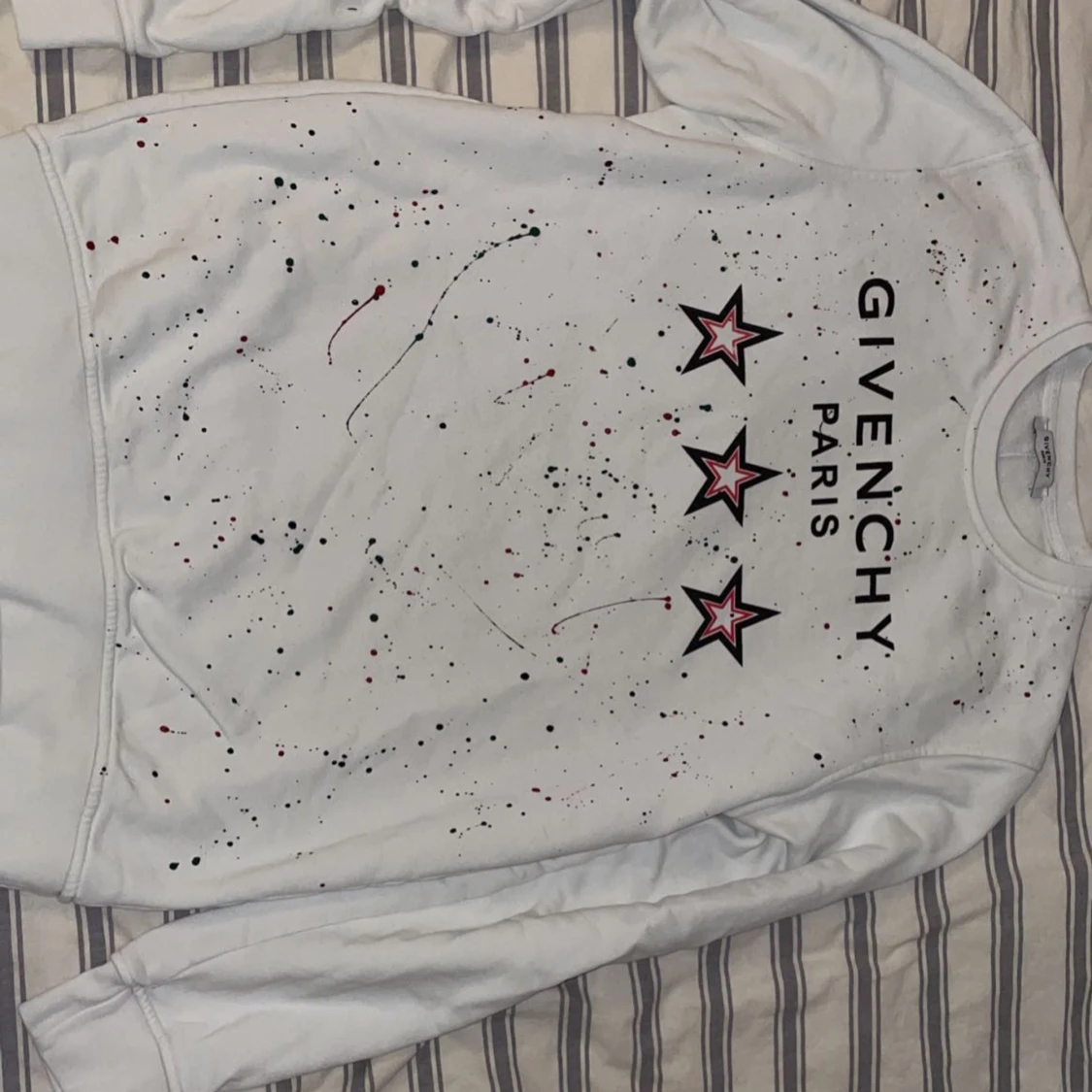 Givenchy sweatshirt i storlek M