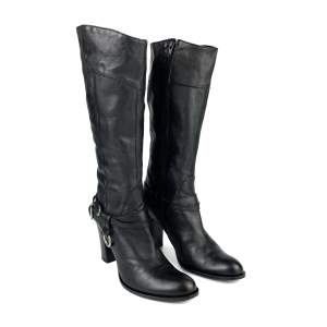 Vintage Y2K 90s 00s NOVITA real leather chunky high heels knee high boots in black.  Some minor scratches and marks.  Size: label 38, fit true to size. Ask for full description before buying. No returns.