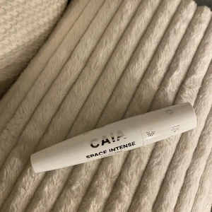 Mascara - Säljer denna mascara från Caia adventskalender! Helt ny!