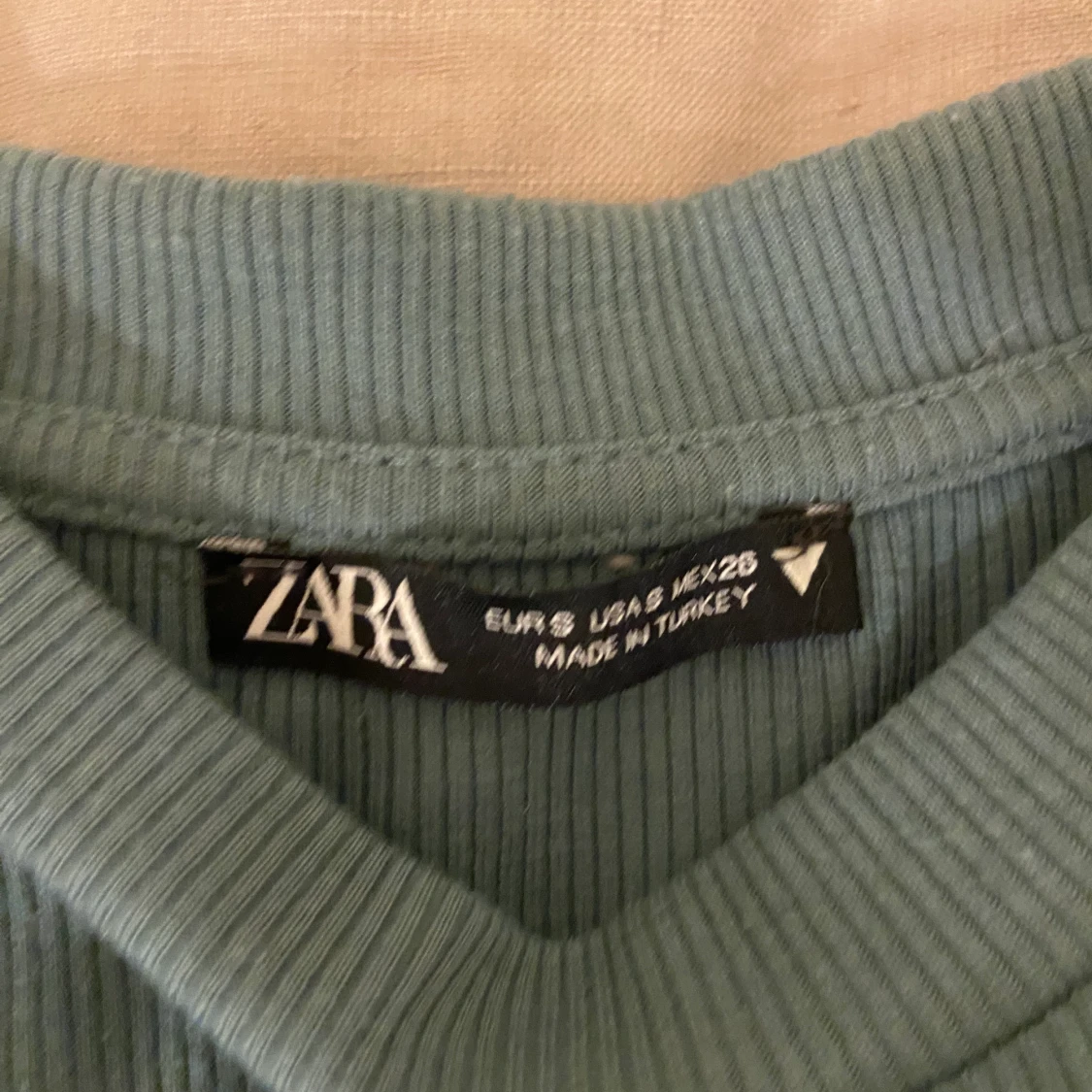 Super fin grön tshirt - 90