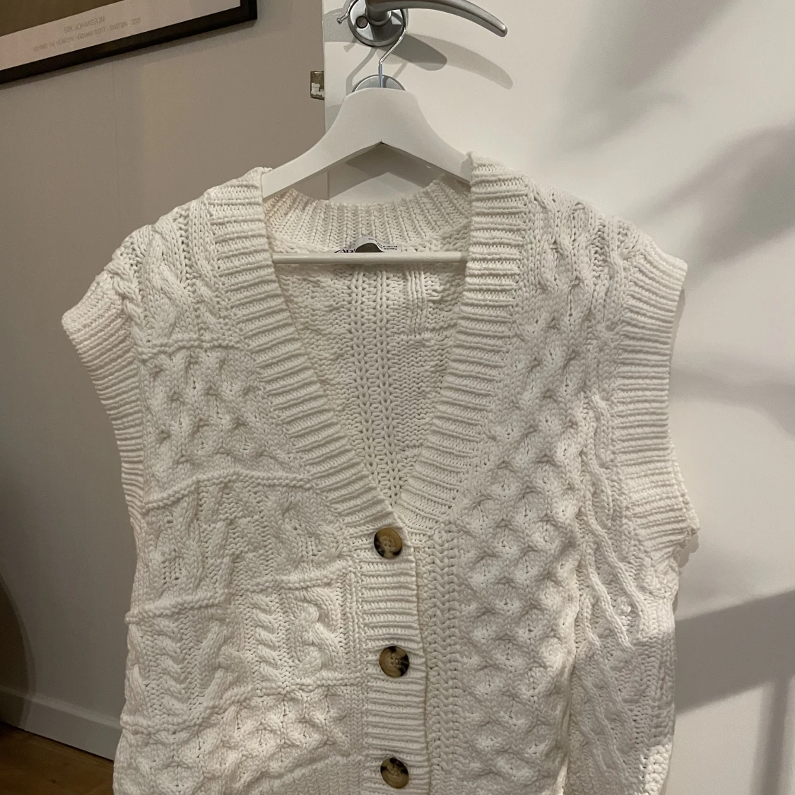 Mysig stickad väst - 91