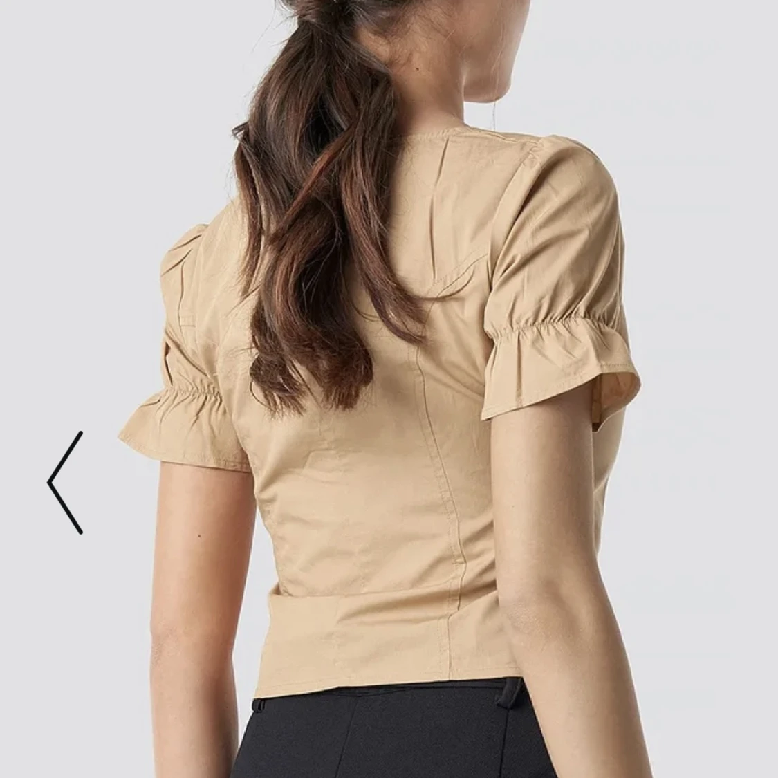 Puffy shoulder top - 90