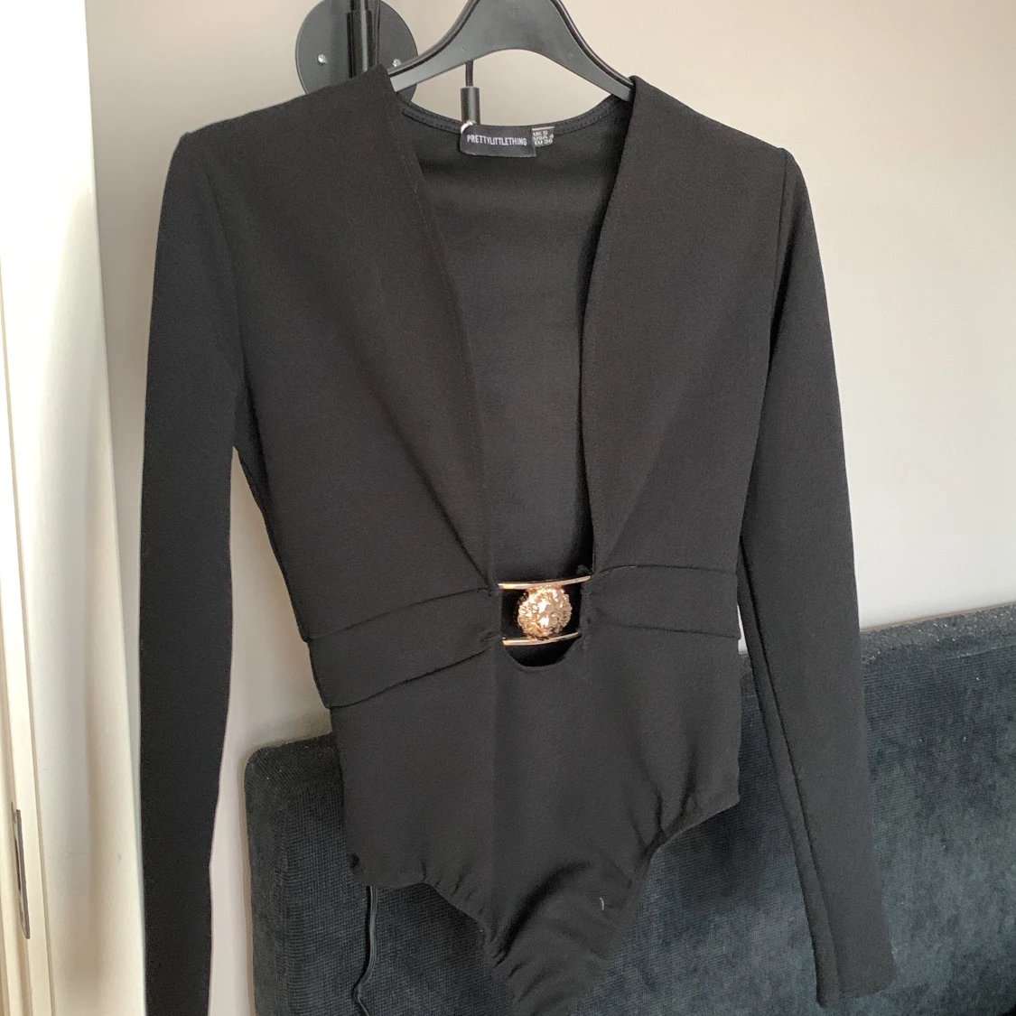 Svart Body med spänne  - 90