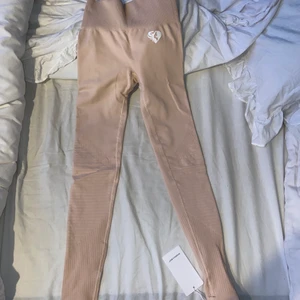 Träningtights Women’sBest - Tights från Women’s Best, endast testade. Stretchiga material. Skriv för mer info!