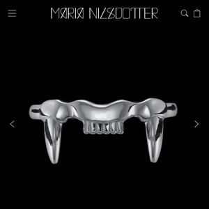 Marianilsdotter  - Säljer denna jätte snygga ring som jag aldrig använder jätte bra skick, ny pris är 1795 och jag säljer den för 600 jag har flera bilder som jag kan skicka på dm 