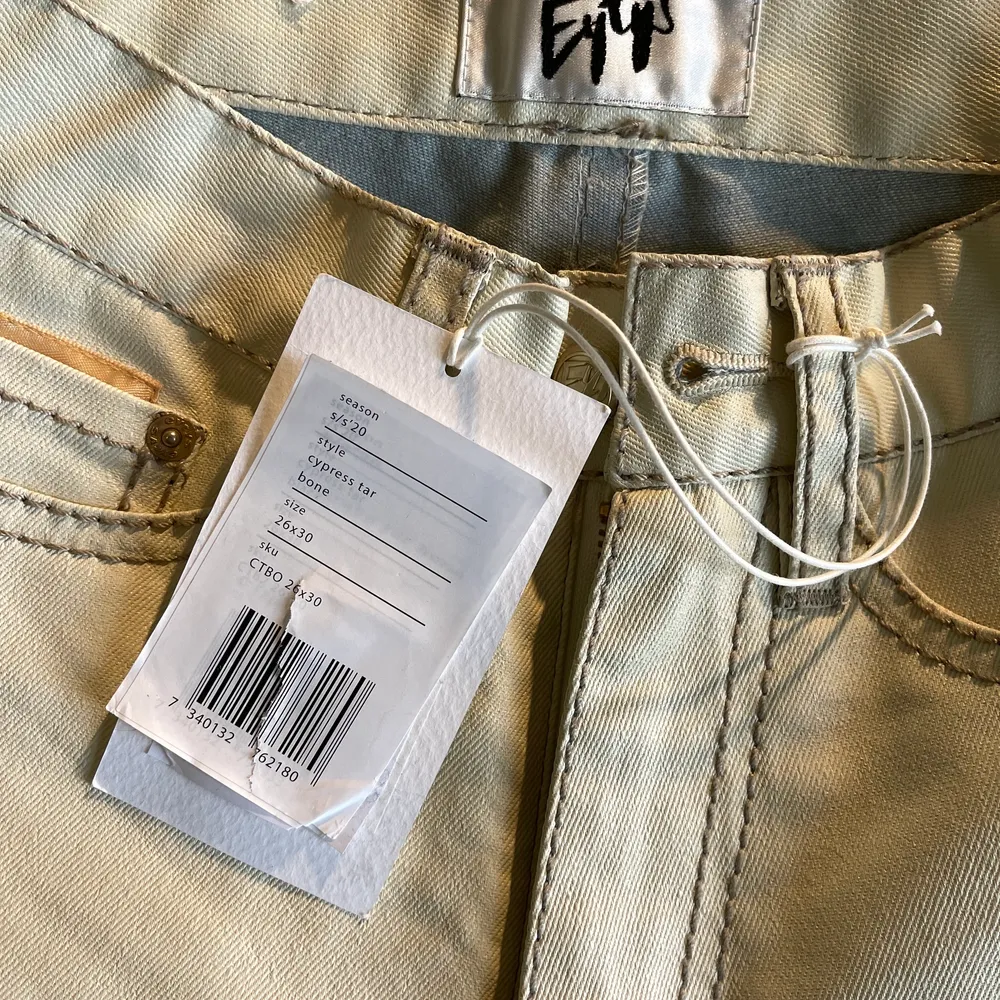 Eytys trousers brand new with tags, they fit very small more like a 24 but the original size is 26. . Jeans & Byxor.
