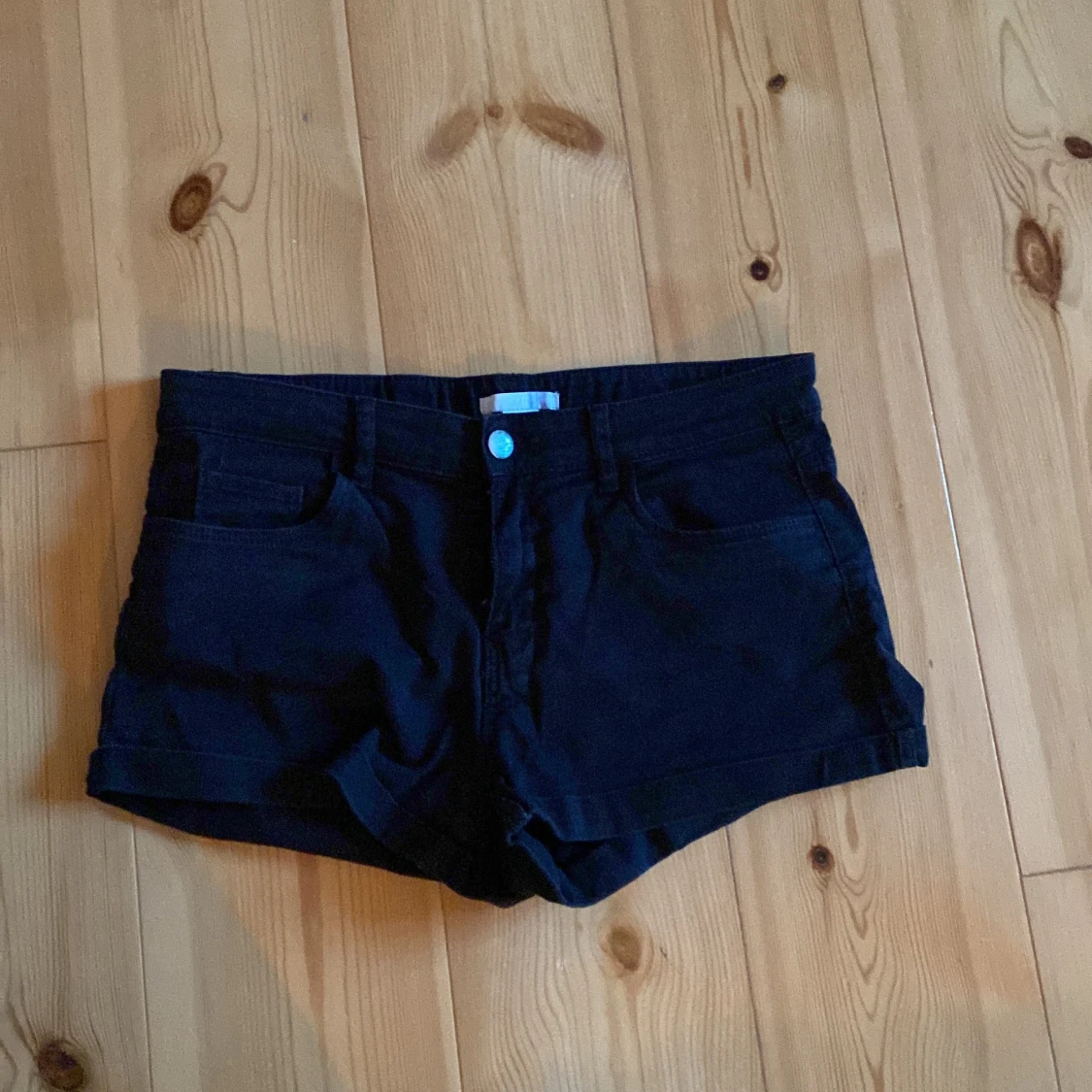 Svarta jeansshorts - 90