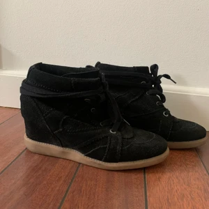 Pavements, 37 - Pavements, storlek 37. Använda men ändå bra skick. 😇☺️🧡😁🖤