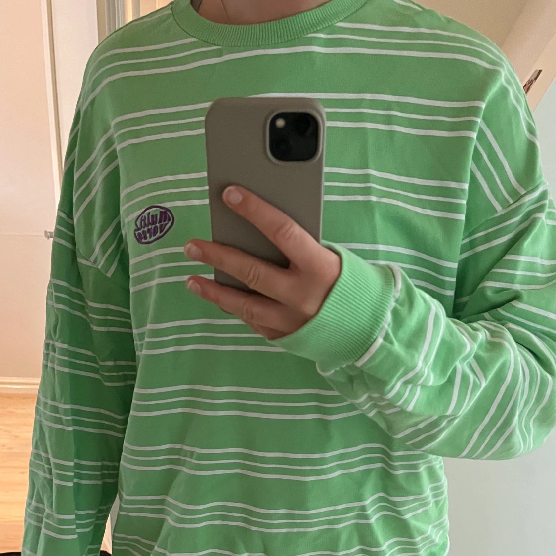 Grön/ vit junkyard tröja stl L - 90