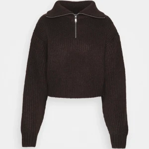 Stickad tröja från Gina Tricot - Stickad tröja - Leslie, från Gina Tricot Storlek M (petite), men som en vanlig S/M  