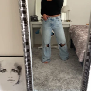 Ginatricot jeans  - Fina jeans ifrån ginatricot. Använda 3gångrr inte mer. 💗